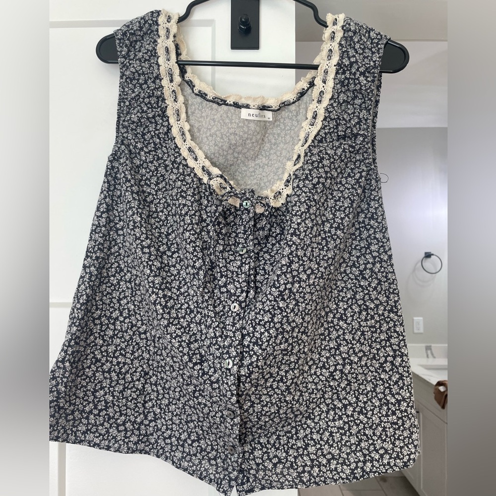 Neuflora Navy Floral Lace Women's Blouse